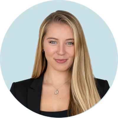 https://359678.fs1.hubspotusercontent-na1.net/hubfs/359678/All%20Website/Headshots/Author%20Headshots/abby-voytilla-enterprise-account-executive-unily.png