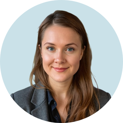 https://359678.fs1.hubspotusercontent-na1.net/hubfs/359678/All%20Website/Headshots/Author%20Headshots/laura-physick-matthews-product-marketing-manager-unily.png