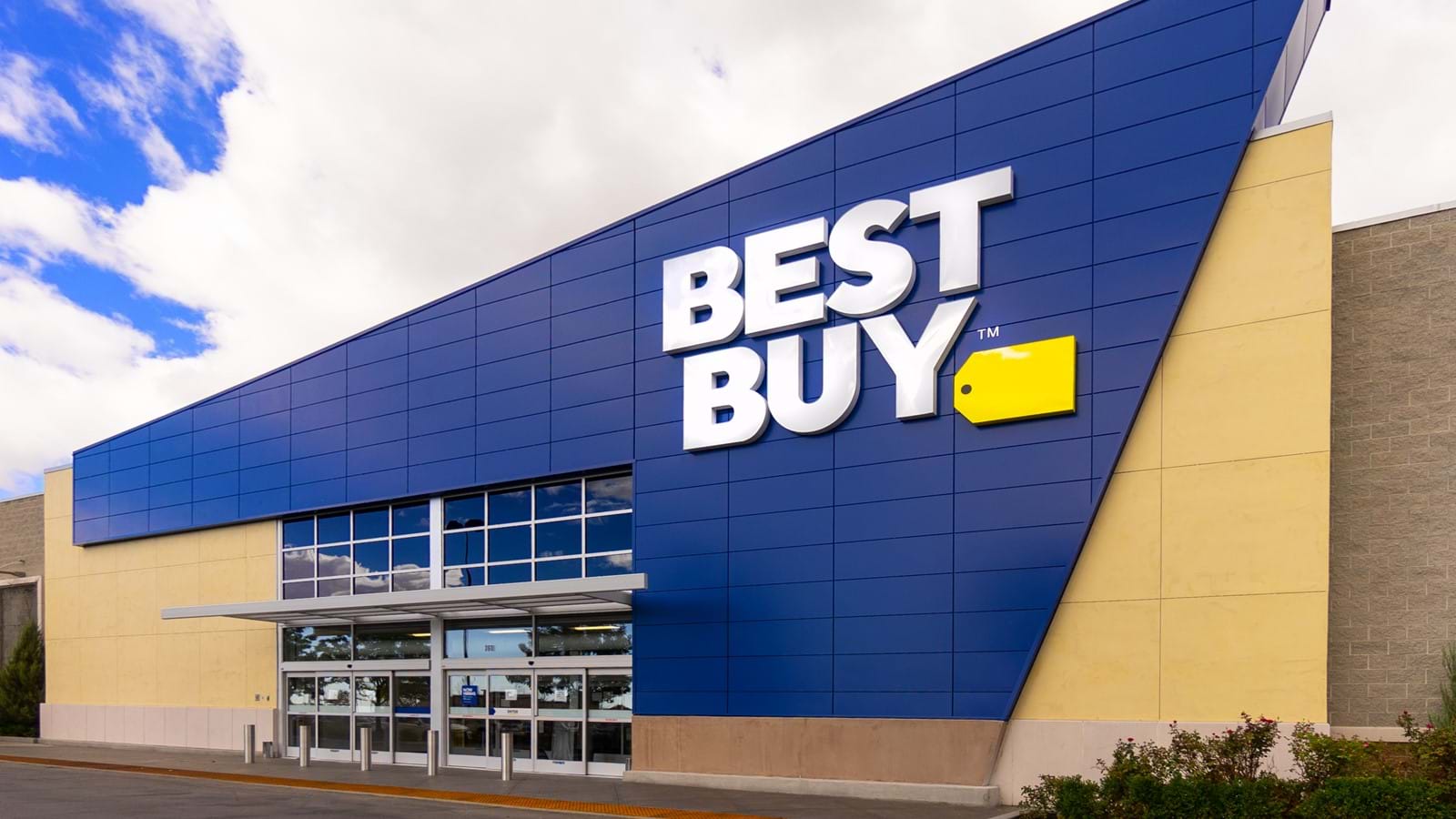 Best Buy Canada, large electronics retail store